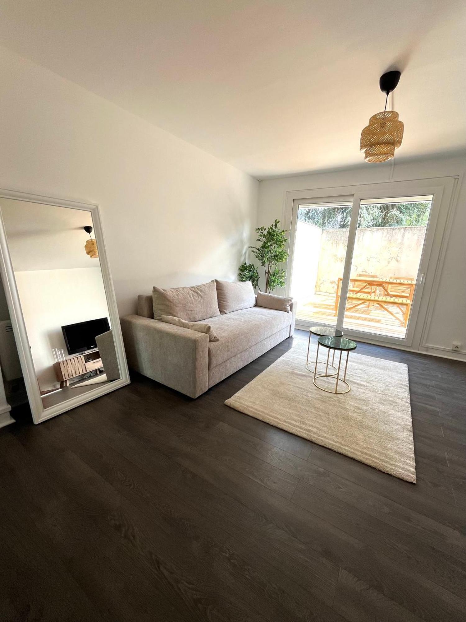 Appartement Victoria Orléans Exteriör bild