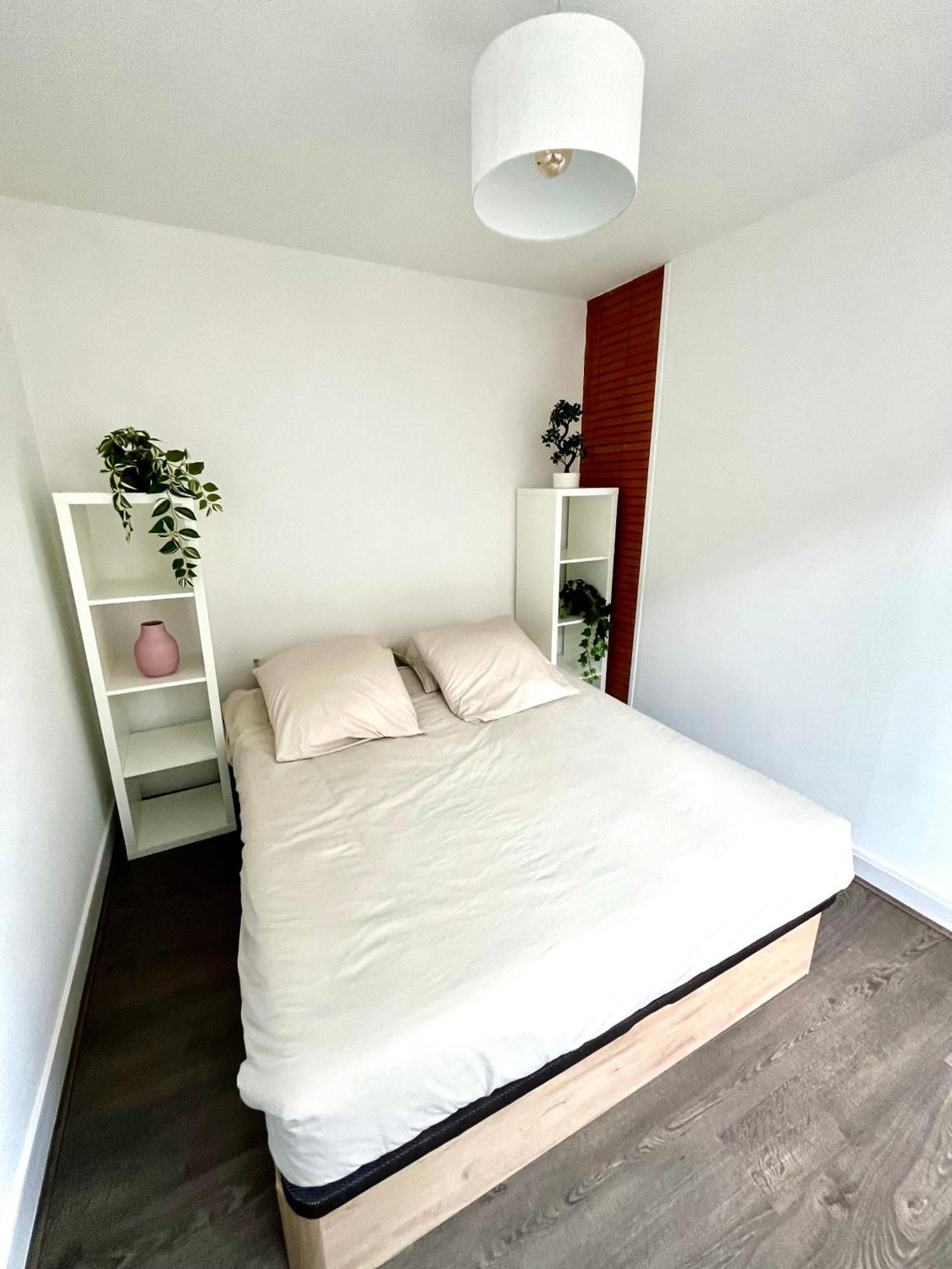 Appartement Victoria Orléans Exteriör bild