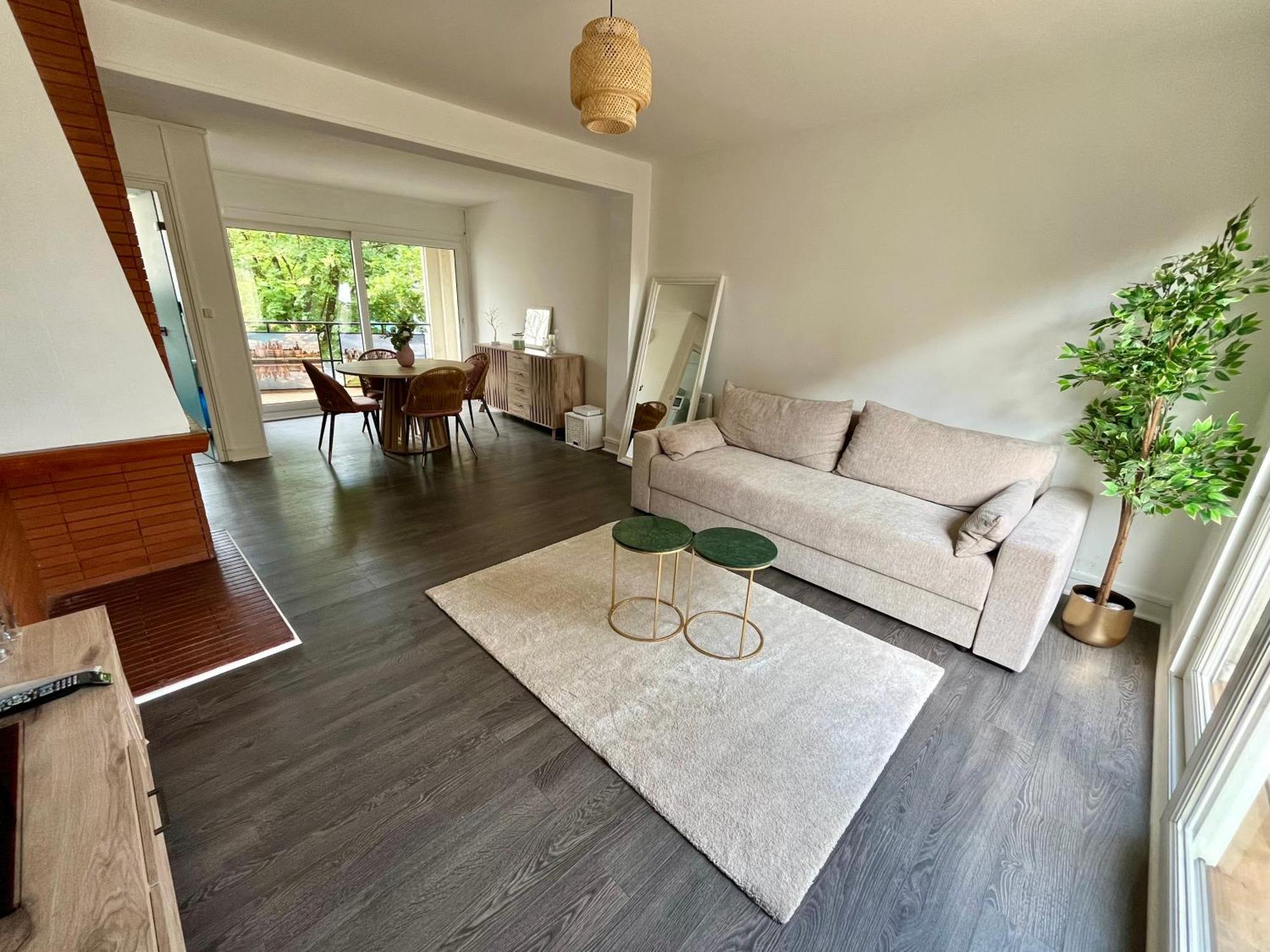 Appartement Victoria Orléans Exteriör bild